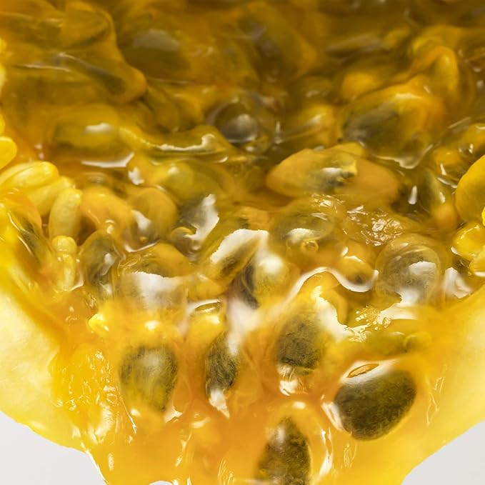 natura - Passion Fruit Soothing Exfoliating Shower Gel - Maracujá Oil & Seed Scrub, Vegan, Sulfate-Free, pH-Balanced Body Exfoliant & Cleanser - Body Wash - Vegan Skin Care - 6.2 fl oz (185ml)