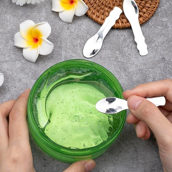 3pcs Mini Metal Makeup Spatula, Reusable Cosmetic Cream Spatulas Spoon, Skincare Scoop Applicator Facial Massage Beauty Tools for Mixing and Sampling Face Eye Cream- Silver