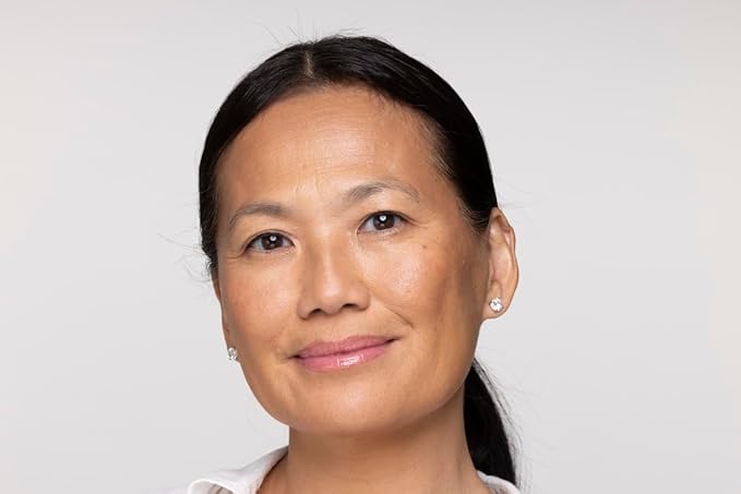 EpicLight Lip Flip Tints Treatment Balm Tube - Lip Balm and Plumper - Peptide Treatment for Lips Volume & Hydration - Plump and Moisturize Lips - Paraben & Sulfate-free, Non-Toxic Makeup (Cosmo Kiss)