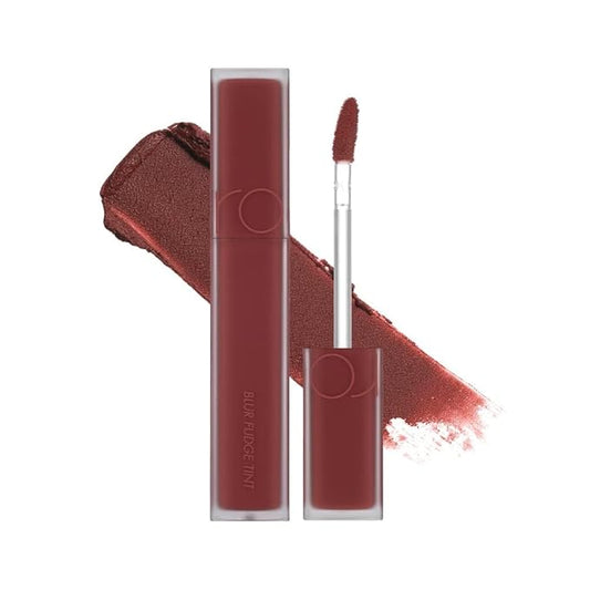 rom&nd Blur Fudge Tint 04 Radwood | Velvety Soft Matte K-Beauty Lip Stain | Non-Drying, Long-Lasting, Effortless Blurred Effect | Deep Burgundy Red for All Skin Tones