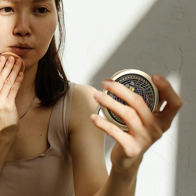 Baluue Retro Metal Compact Mirror, Zinc Alloy Foldable and Portable Travel Rhinestones Makeup Mirror Double Sided for Cosmetic, Bronze, Random Style