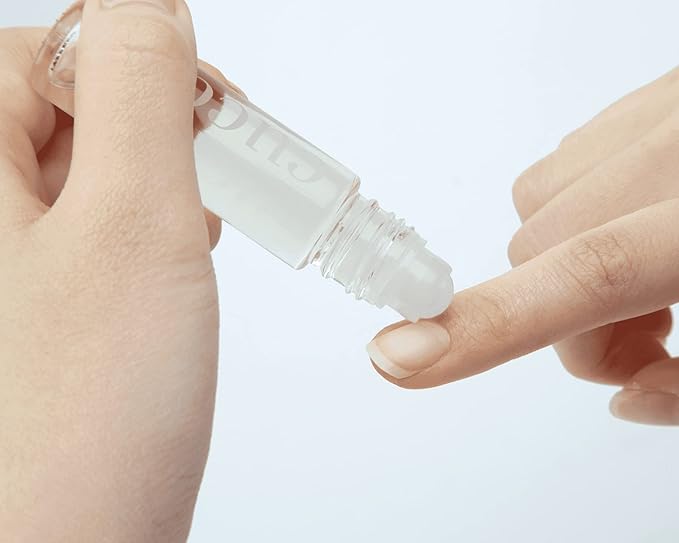 Cuccio Naturale Cuticle Revitalizing Oil Set - Provides Intense Hydration - Replenishes And Strengthens Nails - Promotes Healthier Skin - Easy To Use Rollerball Applicator - Milk And Honey - 2 Pc