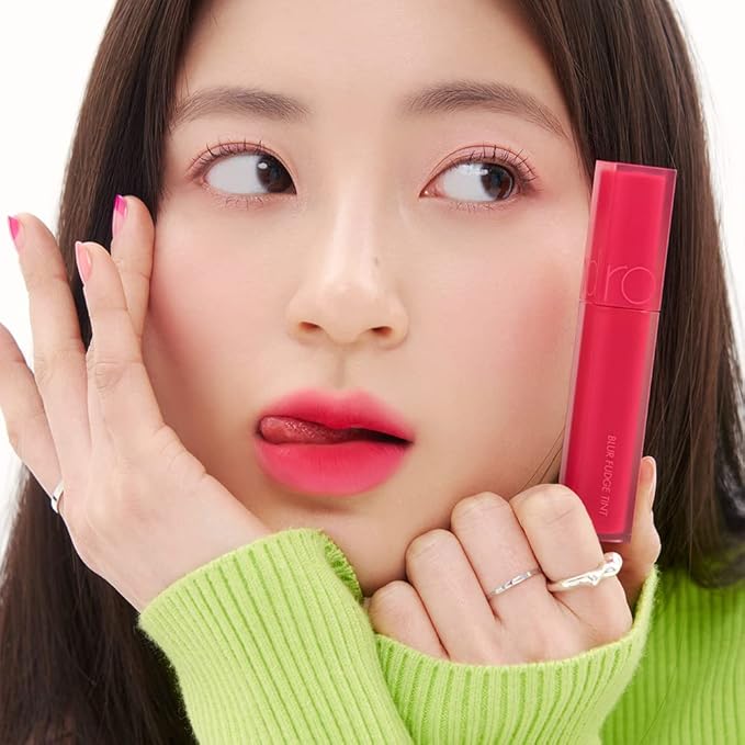 rom&nd BLUR FUDGE TINT #11 Fuchsia Vibe: K-Beauty Velvety Matte Liquid Lip Stain for Effortless Blurring, Long-Lasting Comfort & Vibrant Red-Blue Tone