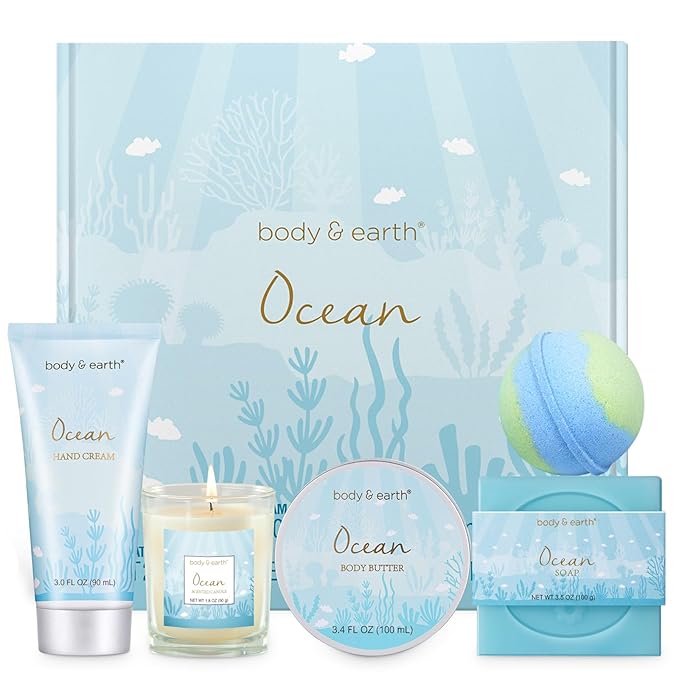 Gifts for Women, Bath and Body Womens Gift Sets with 5 Pcs Ocean Scented Spa Gifts for Women Bath Gift with Scented Candle Body Butter Hand Cream Bath Bomb Christmas Gifts