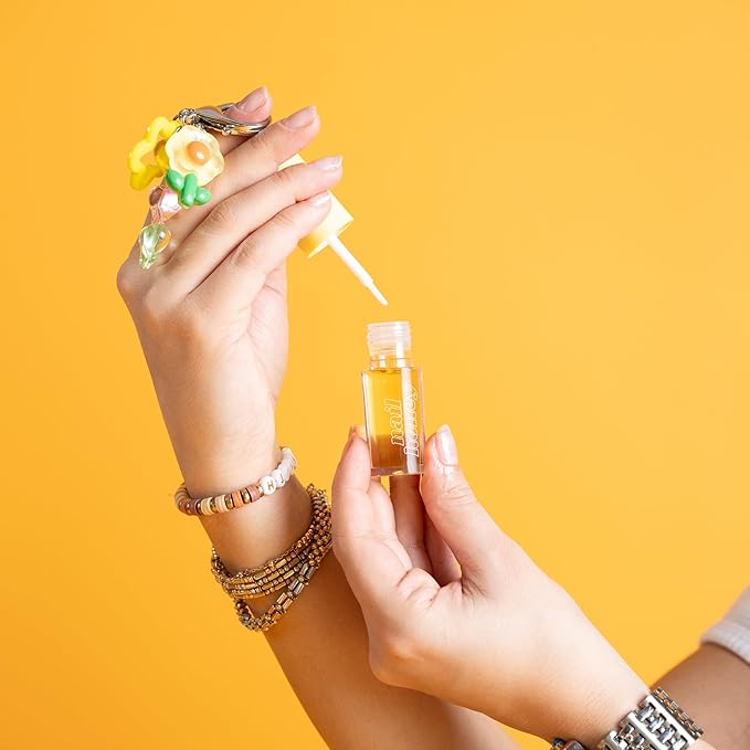 Twinkled T Nail Honey - Organic Nail Strengthening Treatment for Growth, Strength, & Moisture Nail Care Blend Cuticle Oil (4 ml, XL Keychain)