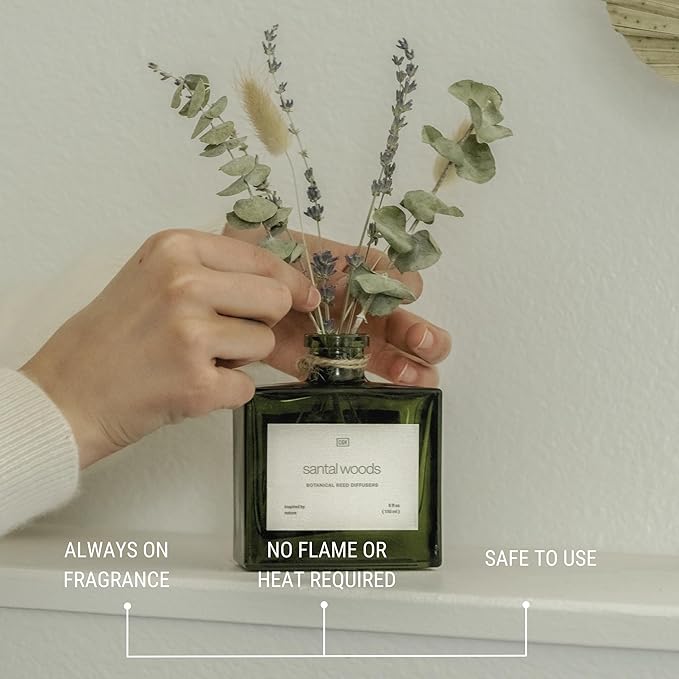 Craft & Kin Christmas Reed Diffuser with Dried Flowers | 5 oz Santal Woods Holiday Scented Reed Diffusers for Home, Bathroom | Scent Sticks | Elegant Fragrance Home Decor for Men & Women