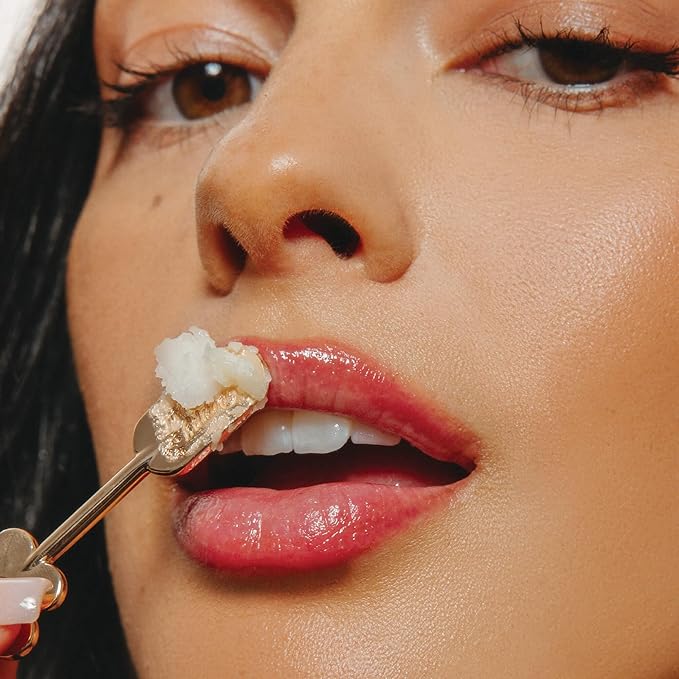 Poppy & Pout Wild Honey Overnight Lip Mask – Moisturizing Lip Balm Treatment with Shea Butter & Beeswax – Cruelty Free, Recyclable Glass Jar (0.65 oz)